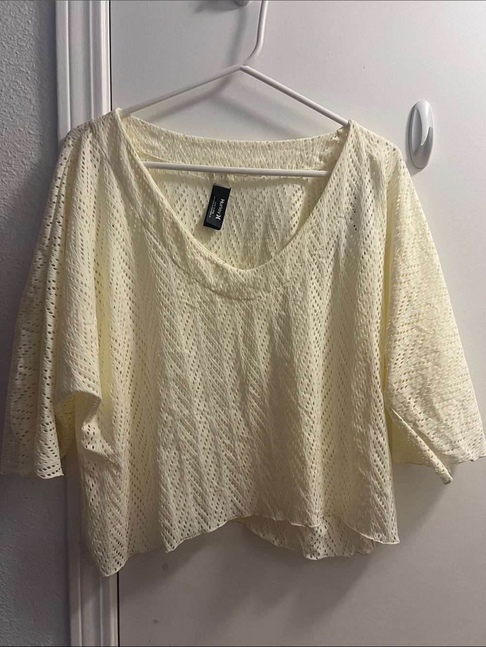 Hurley Cream Open-Weave Scoop Neck Cropped Top